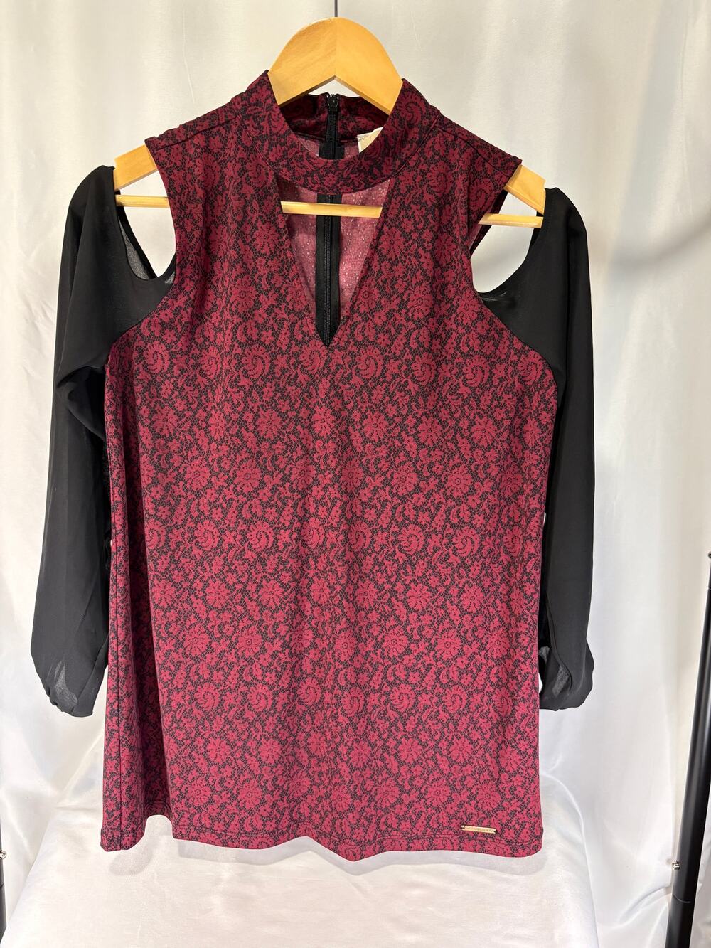 Michael Kors Women's Medium Burgundy Black Lace Print Cold Shoulder Blouse Top